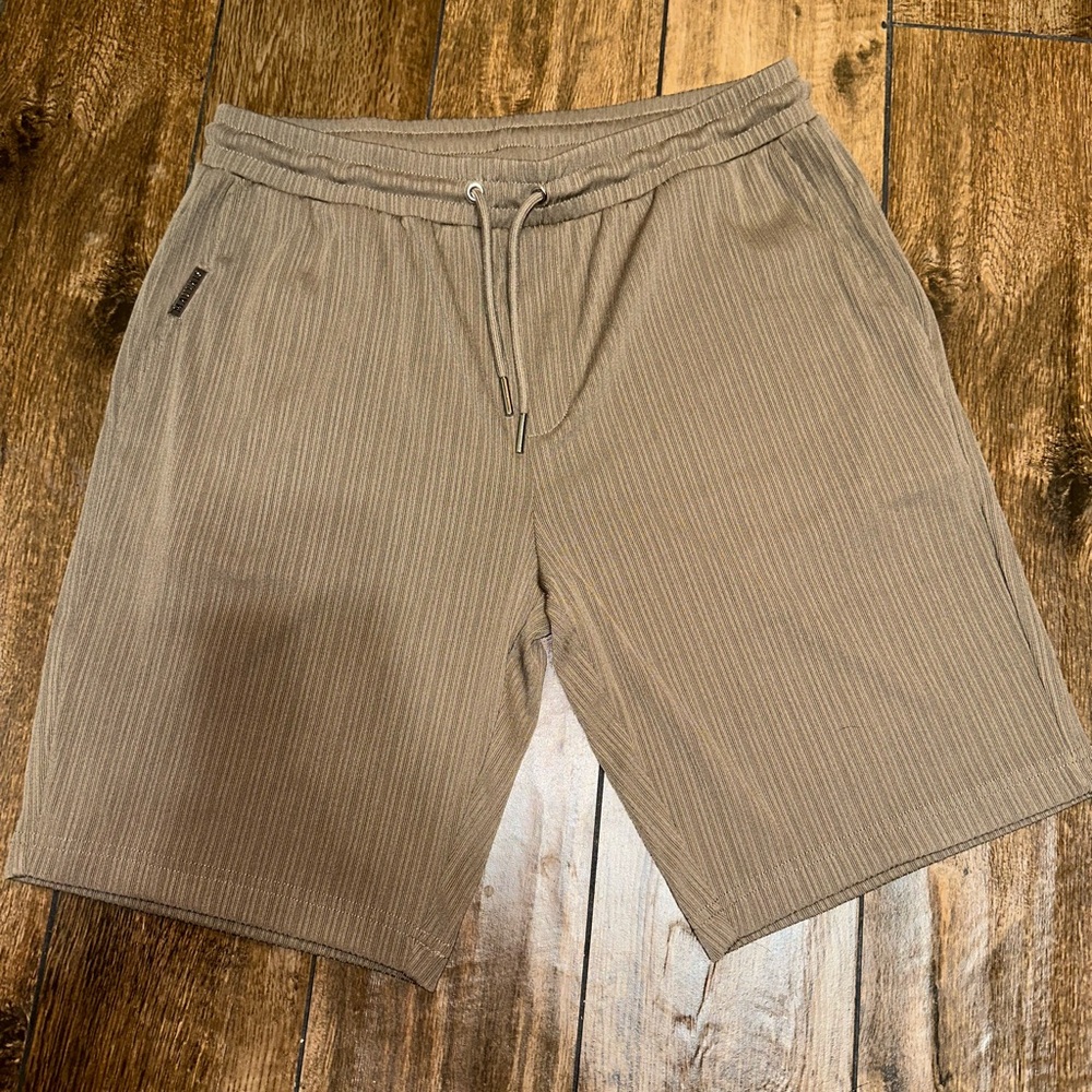 Mauvais Men's Taupe Ribbed Relaxed Shorts 32x8